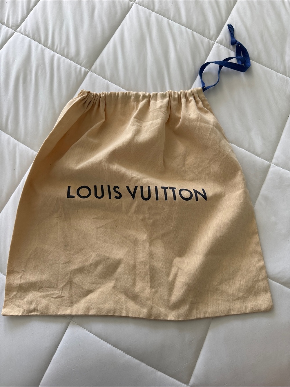 Louis Vuitton Beige Drawstring Dust Bag with Navy Ribbon